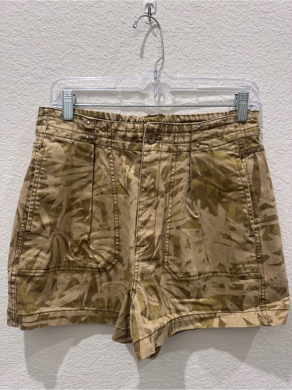 Free People Palm Print Utility Cargo Shorts Tan Green Size Small